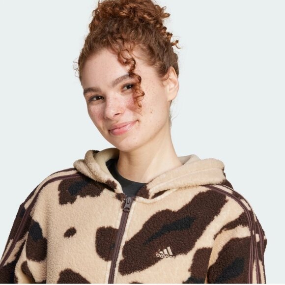 🆕️NWT Adidas Essentials 3-Stripes Animal Print High Pile Full-Zip Hoodie, Mediu - Picture 6 of 10